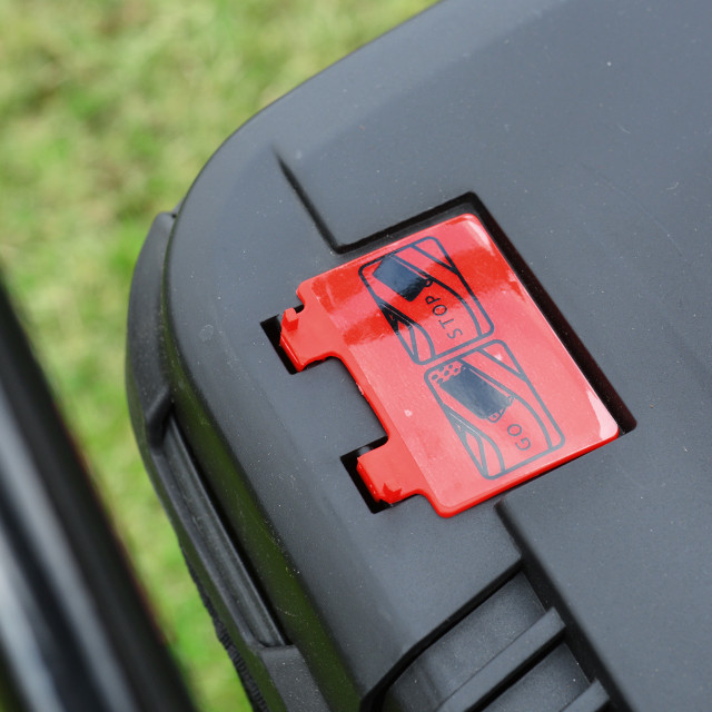 Cobra RM46SPH Lawnmower-3230